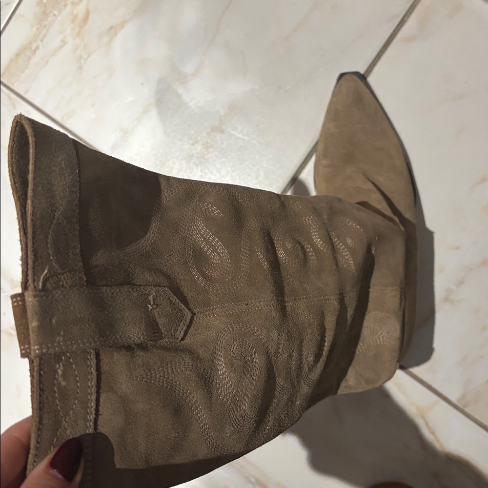 Tan Western Cowboy Boots - Picture 3 of 3